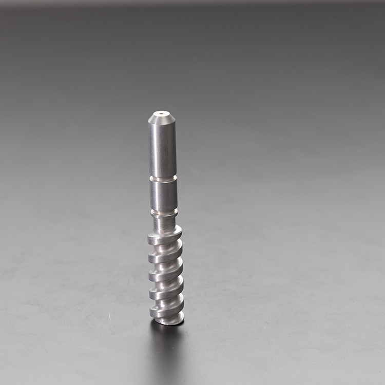 Screw (1)